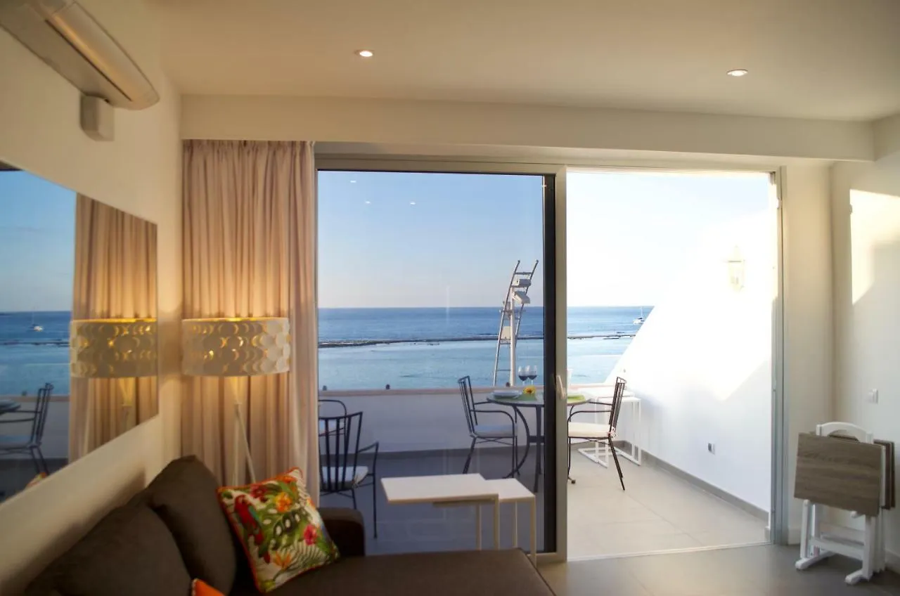 La Grand Suite Las Canteras 大加那利岛拉斯帕尔马斯 公寓